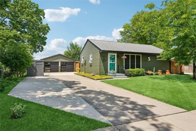 /international/us/805-n-j-street-indianola-ia-110109110343/