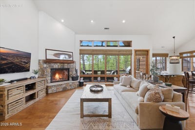 /international/us/2649-s-bluebird-court-flagstaff-az-110104851569/