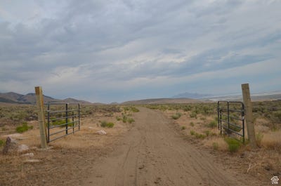 /international/us/grantsville-ut-110101003233/