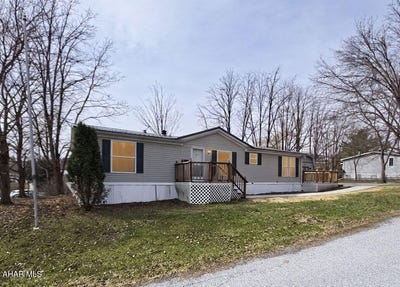 /international/us/251-elcona-drive-duncansville-pa-110106603300/