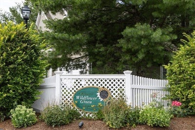 /international/us/37-daisy-lane-raynham-ma-110101102378/