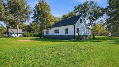 /international/us/109-n-lennox-street-braceville-il-110120419057/