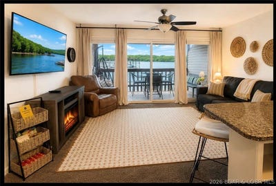 /international/us/6620-weston-point-drive-osage-beach-mo-110120532703/