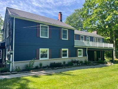 /international/us/20-kenton-road-chagrin-falls-oh-110108436802/