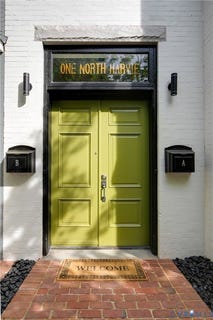 /international/us/1-n-harvie-street-richmond-va-110107311781/