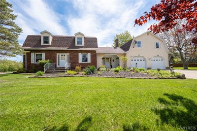 /international/us/6275-eckhardt-road-lake-view-ny-110108209132/