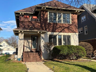/international/us/3924-n-maryland-ave-shorewood-wi-110108617732/