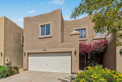 /international/us/2920-e-eberle-lane-phoenix-az-110110367279/