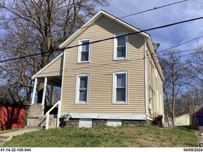 /international/us/927-bemis-street-se-grand-rapids-mi-110107858192/