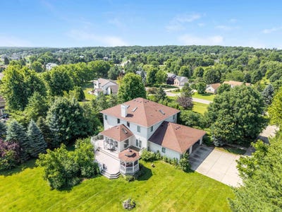 /international/us/7798-betsy-lane-verona-wi-110100681154/
