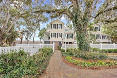 /international/us/1970-governors-landing-rd-murrells-inlet-sc-110104150906/