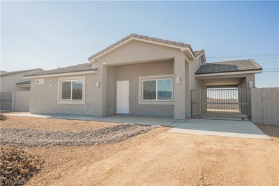 /international/us/841-valiant-avenue-pahrump-nv-110108017813/
