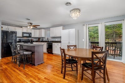 /international/us/56-mahogany-run-leominster-ma-110107278519/
