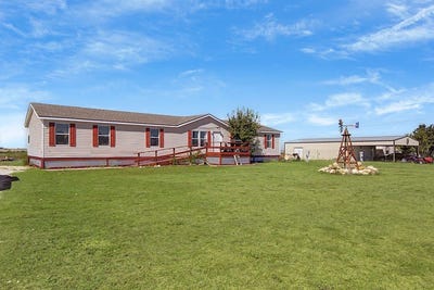 /international/us/9217-montana-street-joshua-tx-110120425369/
