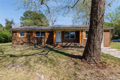 /international/us/1002-able-street-elizabethtown-nc-110106930290/