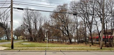 /international/us/v-l-andrews-road-mentor-on-the-lake-oh-110108147544/
