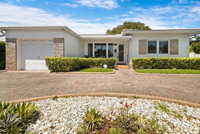 /international/us/1555-71st-street-miami-beach-fl-110106728109/