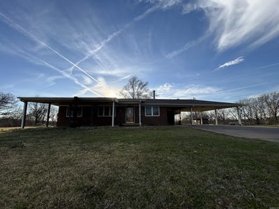 /international/us/217-county-road-381-wynne-ar-110098125799/