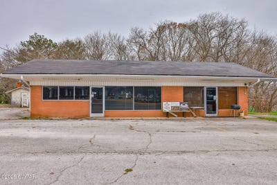 /international/us/5443-5447-broad-street-trezevant-tn-110104254715/