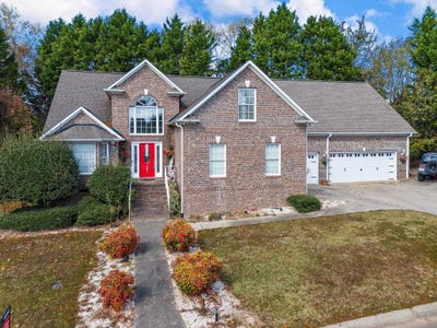 /international/us/381-royal-burgess-drive-campobello-sc-110095454997/