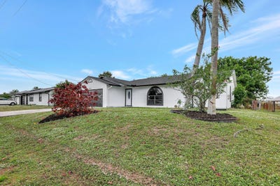/international/us/654-sw-pueblo-terrace-port-st-lucie-fl-110106434743/