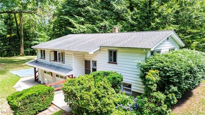 /international/us/719-howard-road-ashtabula-oh-110101150819/