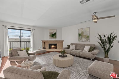 /international/us/2480-penmar-ave-venice-ca-110102614663/
