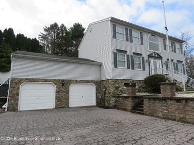 /international/us/19-birch-avenue-plains-pa-110107542936/