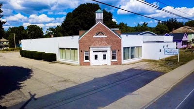 /international/us/736-main-street-bennington-vt-110102096677/