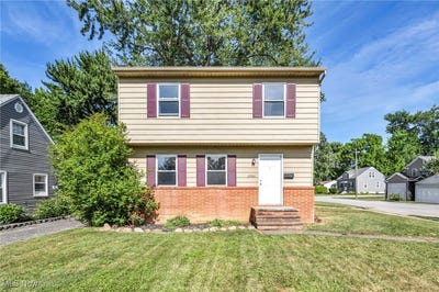 /international/us/33986-willowick-drive-eastlake-oh-110101118730/