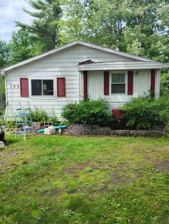 /international/us/144-mary-road-houghton-lake-mi-110120516432/
