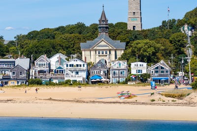/international/us/269-271-commercial-street-provincetown-ma-110102211756/