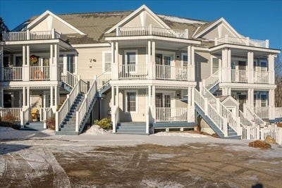 /international/us/15-hilltop-drive-rockport-me-110104866987/