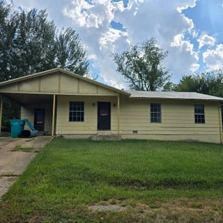 /international/us/210-hawthorne-st-steelville-mo-110120128018/