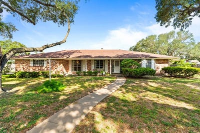 /international/us/11101-birdwood-lane-corpus-christi-tx-110102718551/