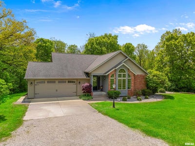 /international/us/377-ten-mile-creek-road-germantown-hills-il-110106441900/