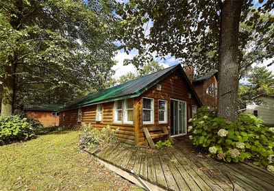 /international/us/n152-whispering-pines-drive-conrath-wi-110120015419/