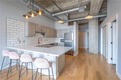 /international/us/321-w-7th-street-kansas-city-mo-110101040096/