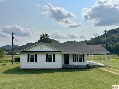 /international/us/411-shepherd-street-burkesville-ky-110109582102/