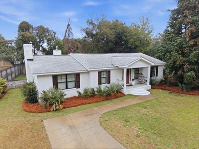/international/us/1173-carter-avenue-mount-pleasant-sc-110106121813/