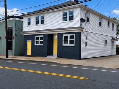/international/us/1111-charles-street-north-providence-ri-110108202420/