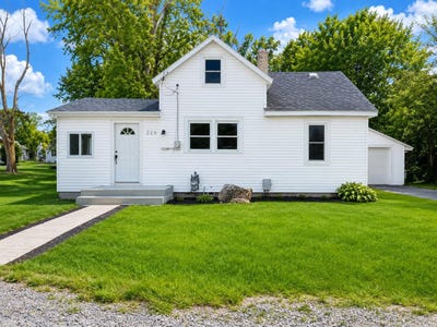 /international/us/226-cedar-street-ne-cedar-springs-mi-110109041103/