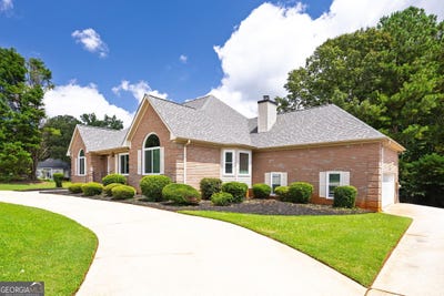 /international/us/9396-woodlawn-drive-douglasville-ga-110108477555/