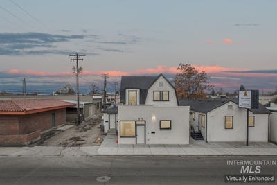 /international/us/911-2nd-street-s-nampa-id-110106351073/