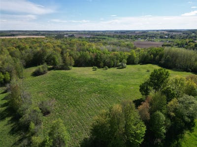 /international/us/56-889-acres-shale-avenue-n-dallas-wi-110108202383/