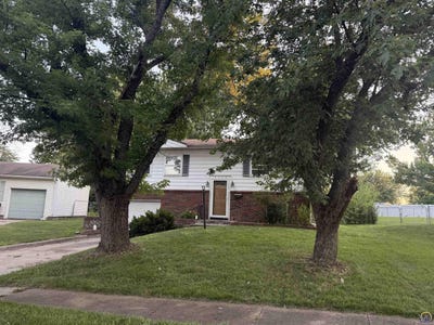 /international/us/3643-se-ohio-ave-topeka-ks-110101465582/