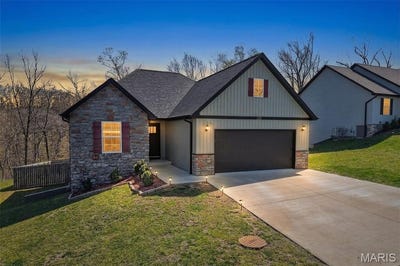 /international/us/120-alice-drive-waynesville-mo-110106946447/