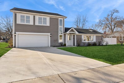 /international/us/1370-northmoor-court-northbrook-il-110108331090/
