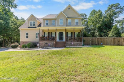 /international/us/288-morgan-cove-drive-burgaw-nc-110101166054/