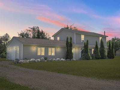 /international/us/1557-stonycroft-gaylord-mi-110100595461/